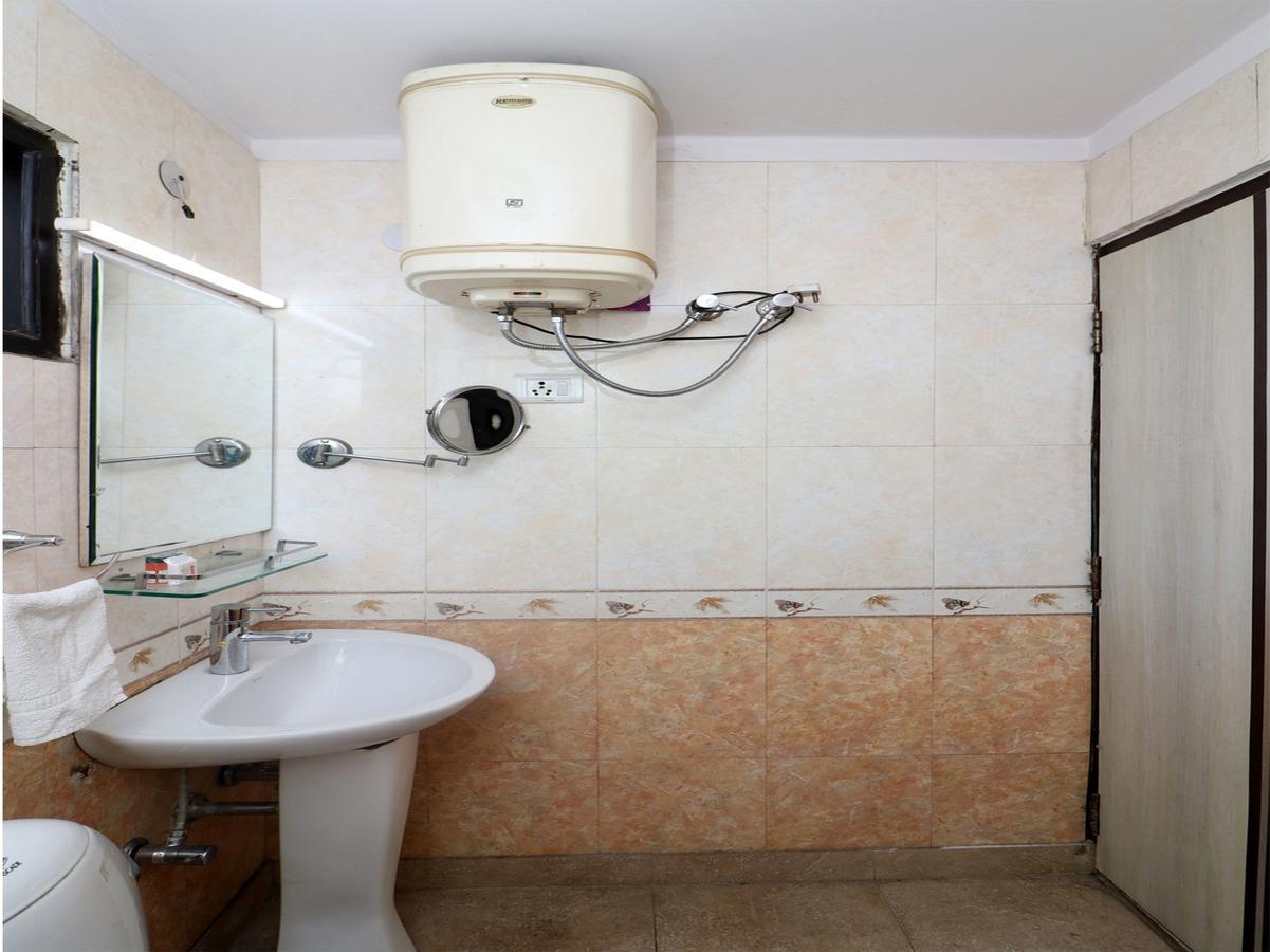 מלון ניו דלהי Oyo 13451 Star Corporate Avenue מראה חיצוני תמונה